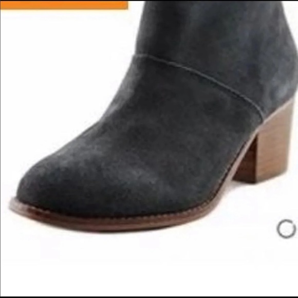 Toms Sz. 6.5     Leila Ankle Booties  
-Adorable - Picture 3 of 7
